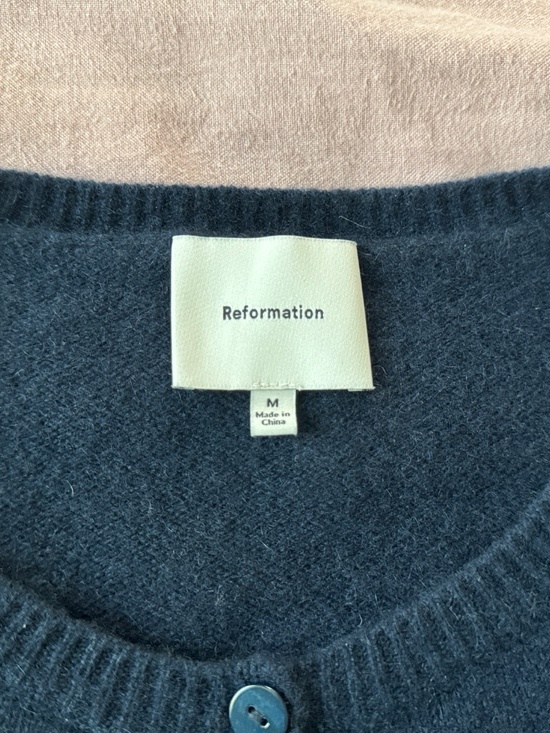 Reformation dark blue Clara cardigan - Picture 3 of 12